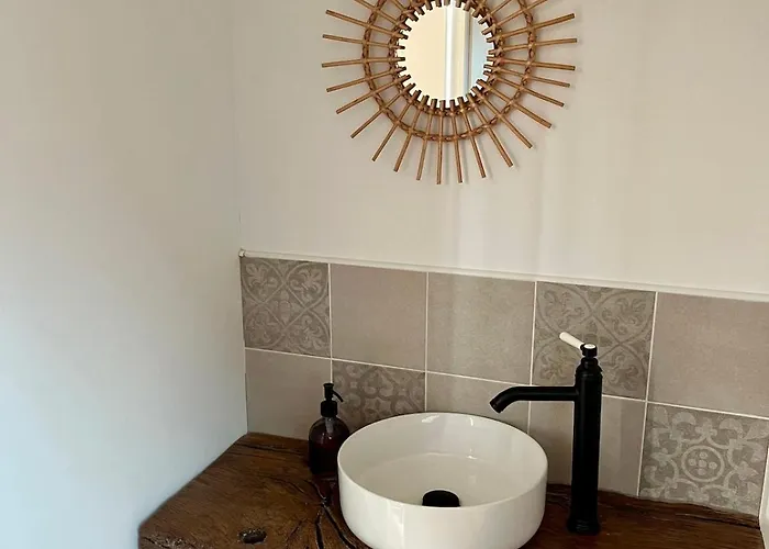 Calme, Moderne, Dives * Vendeuvre