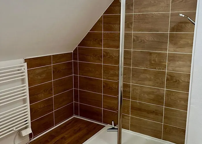 Calme, Moderne, Dives